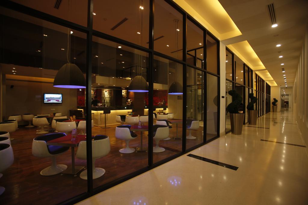 Keys Select By Lemon Tree Hotels, Whitefield, Bengaluru Exteriör bild